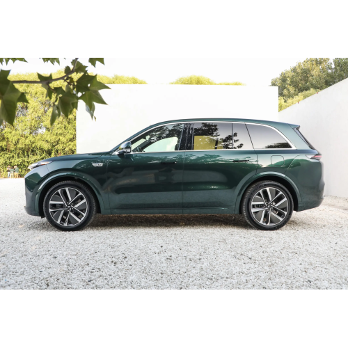 2023 VENDITA CALDA LIXIANG L8 Auto ibride 4WD per auto per adulti ad alta velocità di 180 km/h nuove auto Li L8
